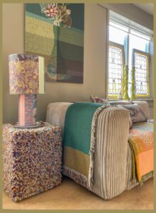 NIN-NIT wall-art, plaids, tafellamp en kussens