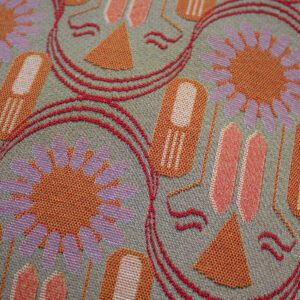 Sierkussen NIN-NIT, roze, beige, bloemen, zonnetjes, lila, paars, zonnenbloemen